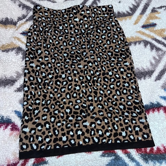 Michael Kors Sweater Pencil Skirt - Picture 5 of 6